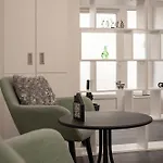 Lägenhet Airy